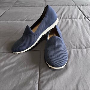 Vaneli Verne Knit Slip On Shoes Size 9